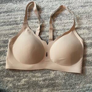 Seamless Nude Bra